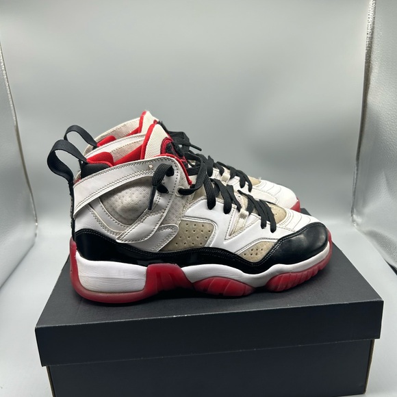 NIB Nike GS Jumpman Two Trey BLACK/UNIVERSITY RED/BLACK/WHITE DQ8431 106 - Picture 3 of 8